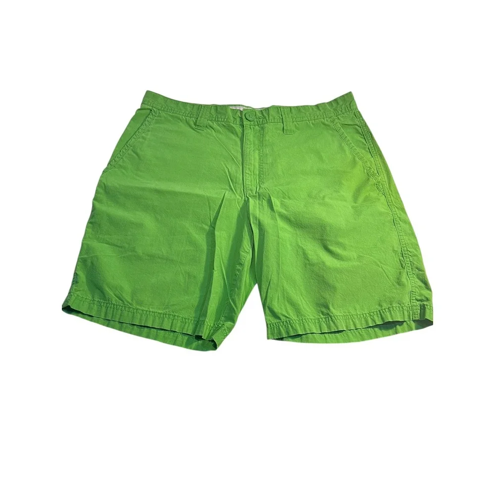 Columbia Bright Green Lightweight Shorts Men's Size 34 Fishing Golf Summer